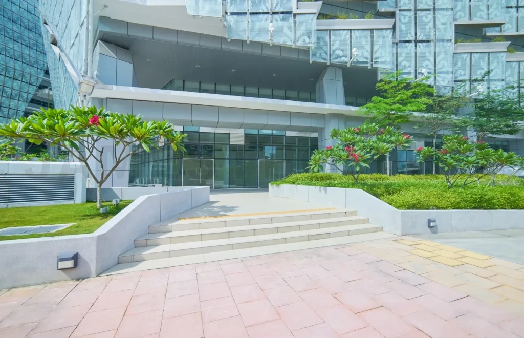 
Modern city building exploring urban business architecture design