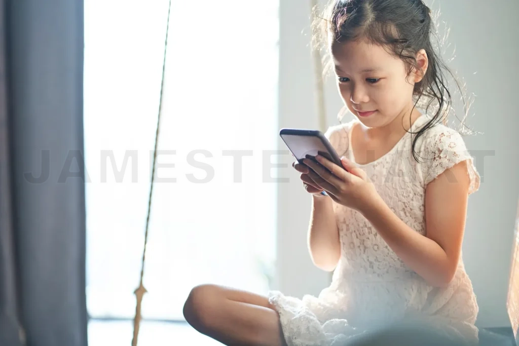 
Pretty asian little girl Portrait