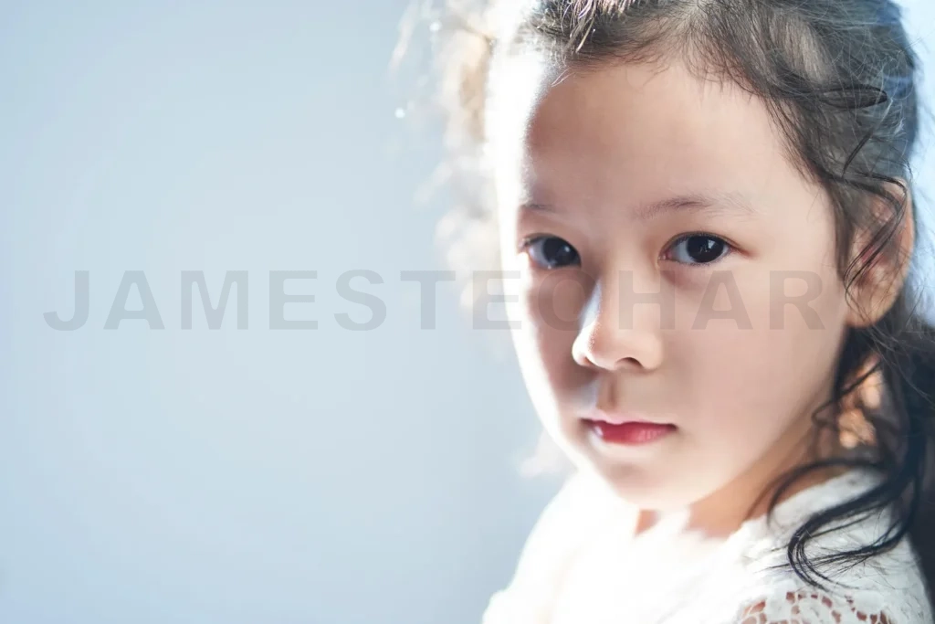 
Pretty asian little girl Portrait