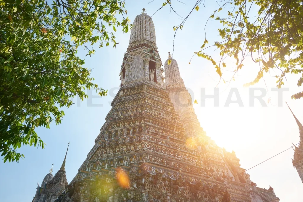 
Wat Arun Temple at sunrise in bangkok