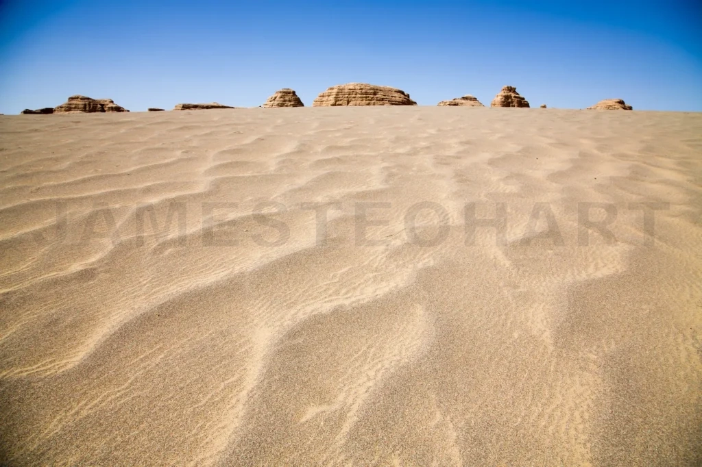 
Tranquil Yellow Sand Desert With Sandstones And Clear Blue Sky ,Scenery In Tibet